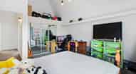 Open gallery