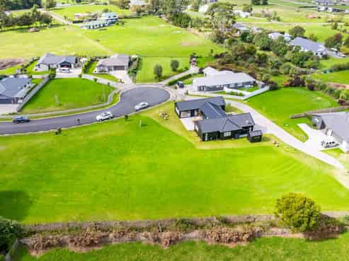 20 Green Estate Drive, Waipu