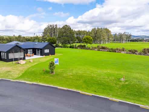 20 Green Estate Drive, Waipu