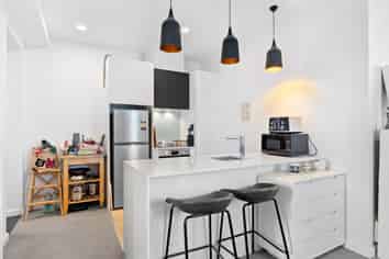410/19 Rawene Road, Birkenhead