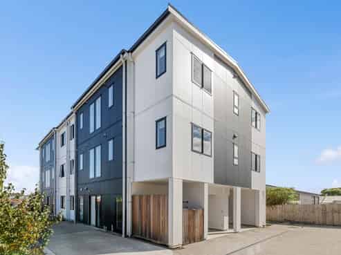 102/4 Richards Avenue, Papatoetoe