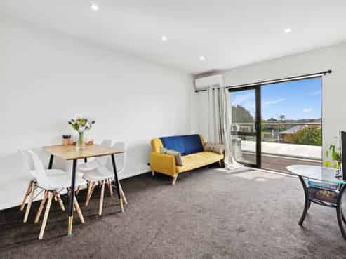 102/4 Richards Avenue, Papatoetoe