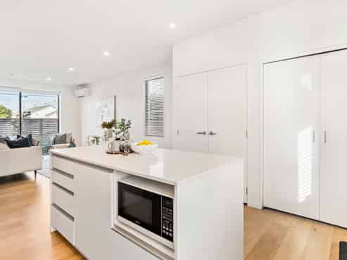 10D Beauchamp street, Karori