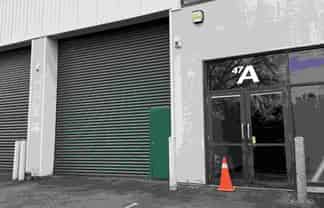 Functional 371sqm Industrial Unit