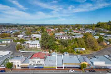 Prime Location Retail Investment!
