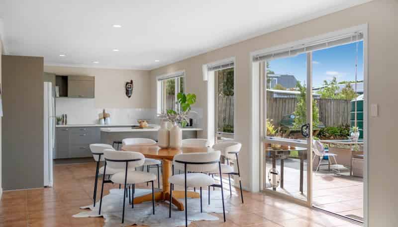 27 Toomer Place, Beachlands