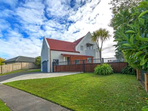 109 Pacific Drive, Fitzherbert