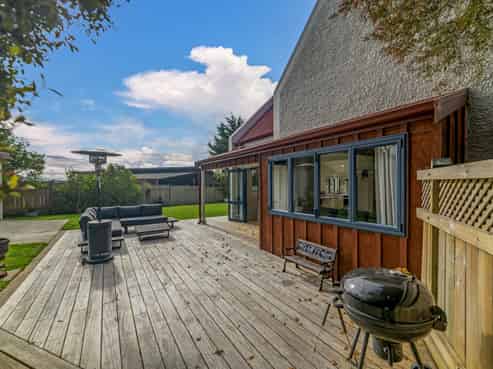 109 Pacific Drive, Fitzherbert