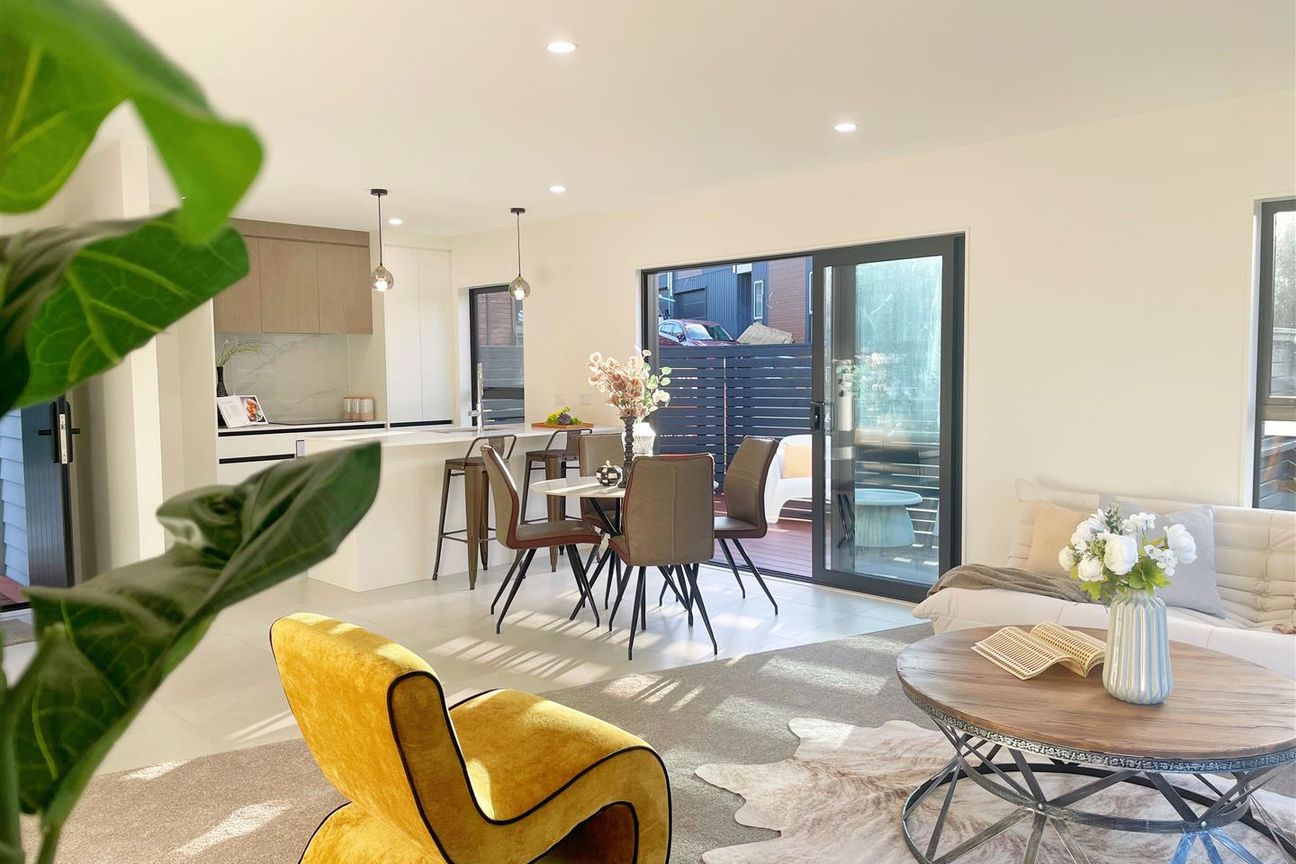 TWO HIDDEN GEMS -Reduced to Sell - Fler