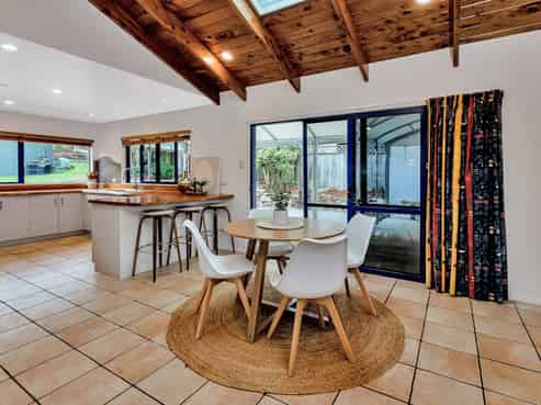 886A  State Highway 14, Maungatapere