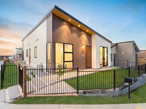 1 Taiororua Avenue, Massey