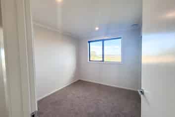 54 Scenic Rise, Rototuna North