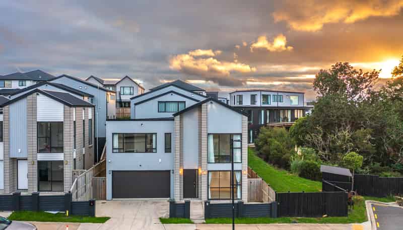 14 Greenstead Close, Flat Bush