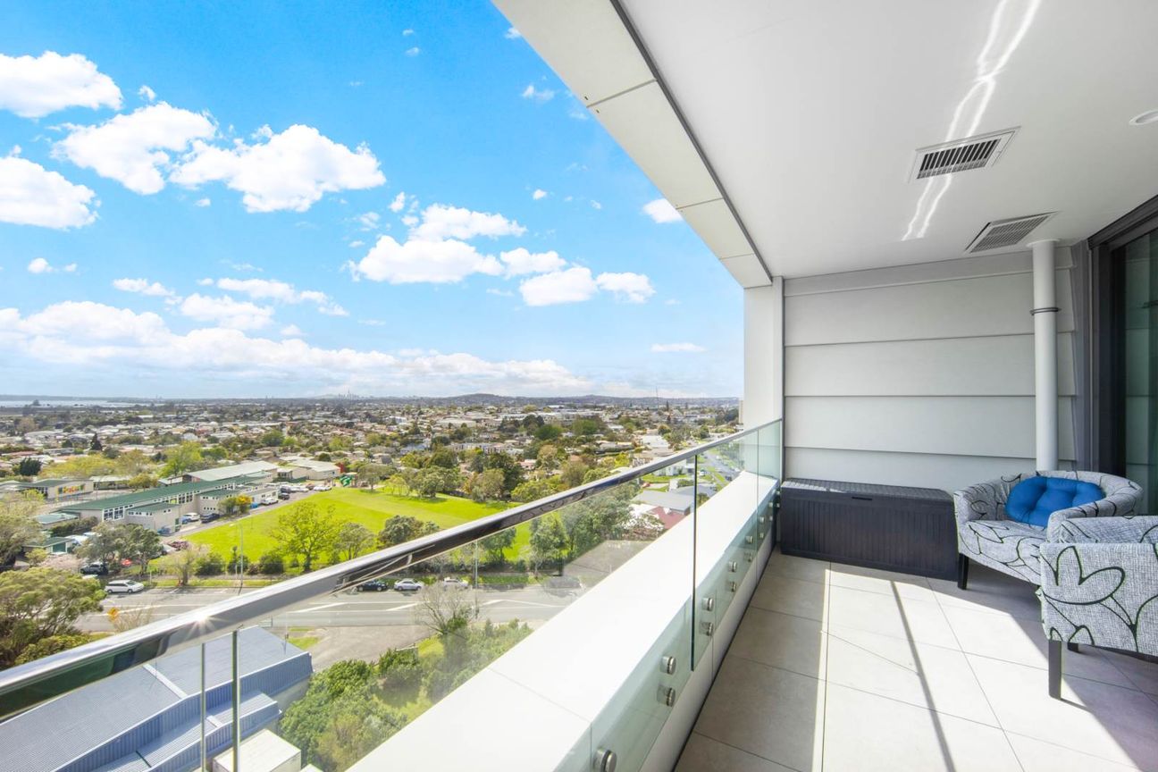Your Lifestyle in the Sun - Vista 2