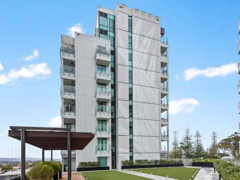901/8 Waikumete Road, Glen Eden