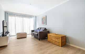 517/176C BROADWAY, Newmarket