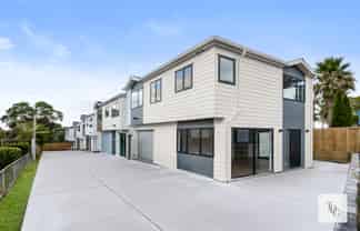 31 Great South Road, Manurewa
