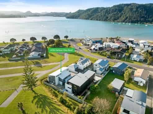 623B Harbour View Road, Whangamata