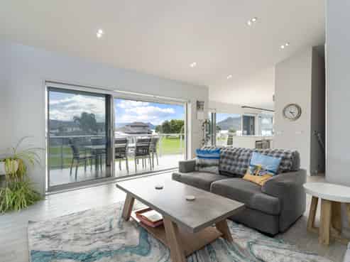 623B Harbour View Road, Whangamata