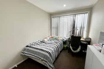 4/134 Edmonton Road, Te Atatu South