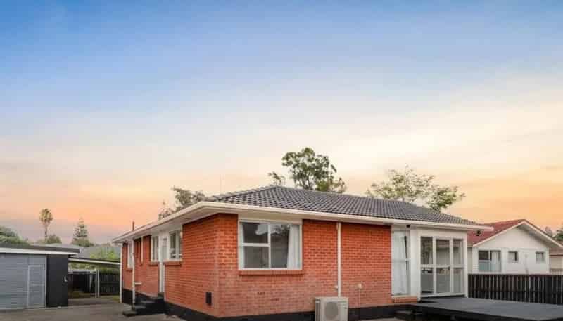 15 Burndale Terrace, Manurewa