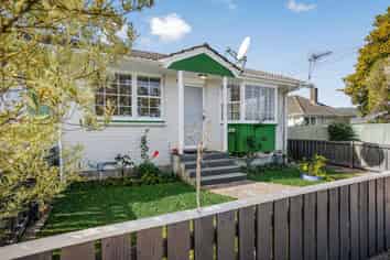 2/26 Merton Street, Trentham