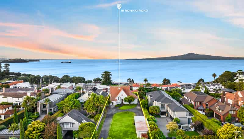 18 Ronaki Road, Mission Bay