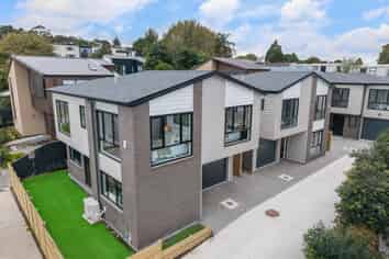 18A Range View Road, Mount Albert