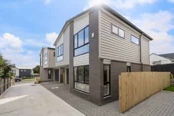 18A Range View Road, Mount Albert
