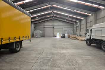 Quality Industrial Warehouse - 780 sqm 