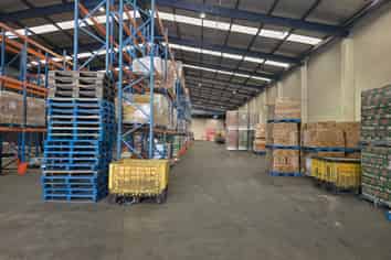 Quality Industrial Warehouse - 2,370.06 sqm 