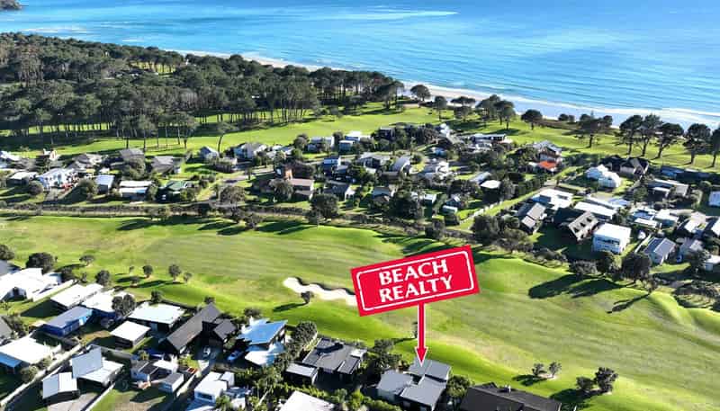   143 The Fairway, Matarangi