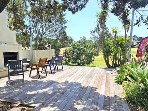   143 The Fairway, Matarangi