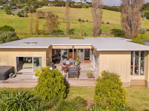 38 Te Punga Road, Whangapoua