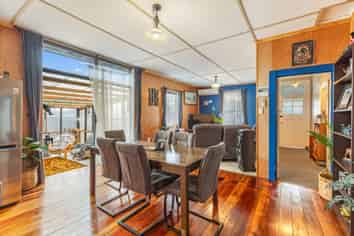 6 and 8 Princess Street, Marton