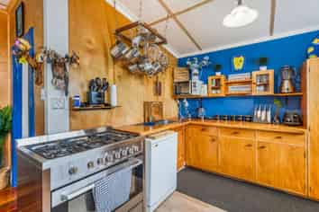 6 and 8 Princess Street, Marton