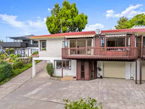 1/16A Moore Street, Hillcrest