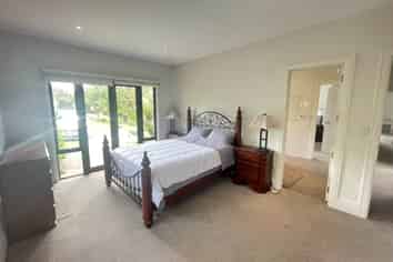 572 Whitford Road, Whitford