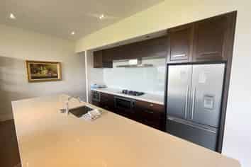 572 Whitford Road, Whitford