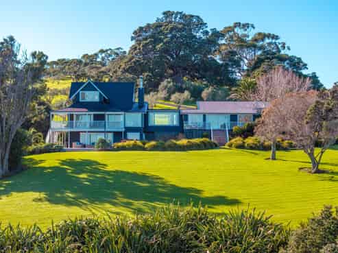 379i Gordons Road, Waiheke Island
