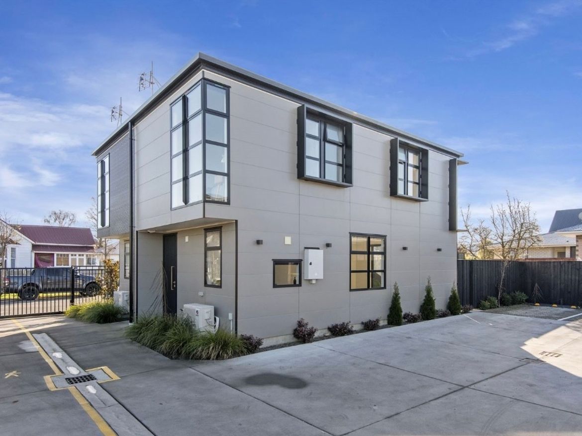 2/68 Barbour Street, Waltham, Christchurch City, Canterbury