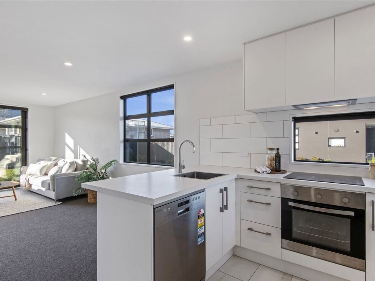 2/68 Barbour Street, Waltham, Christchurch City, Canterbury - Photo 3