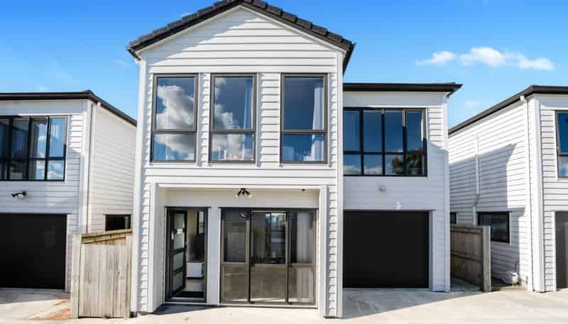 10D Margaret Street, Papakura