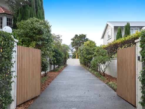 10A Glandovey Road, Fendalton
