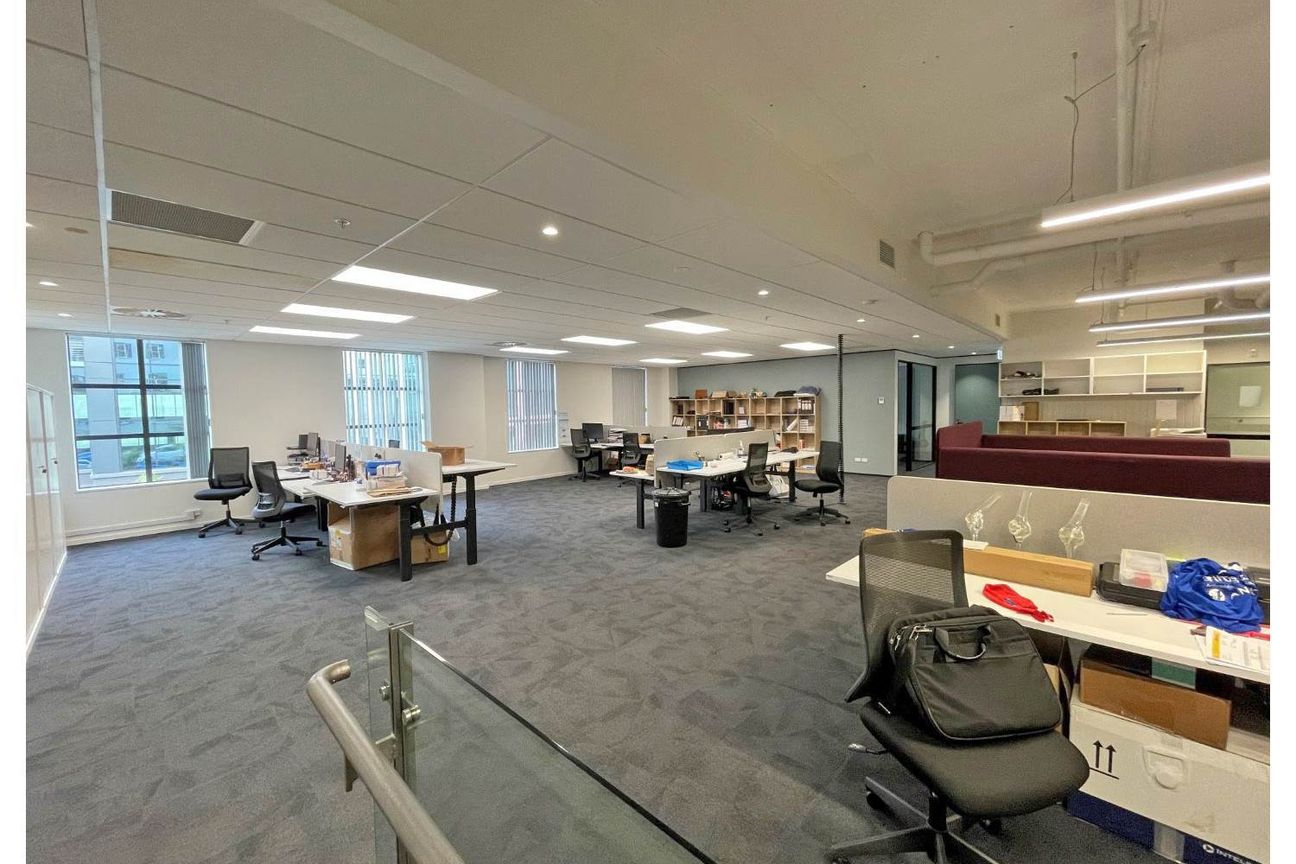 CENTRAL COST EFFECTIVE MEDICAL OFFICE - Vista 3