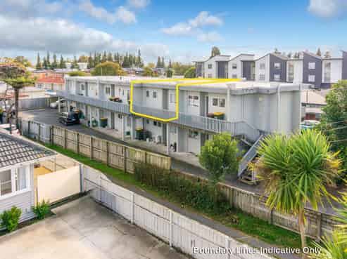 2/41 Cameron Road, Hamilton East