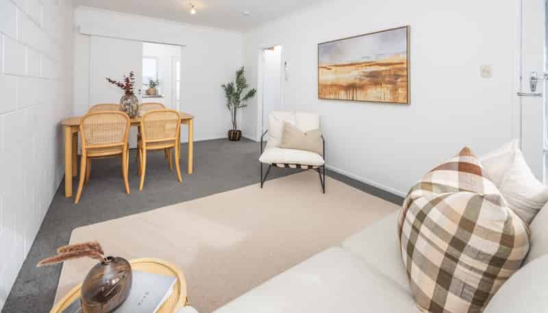 2/41 Cameron Road, Hamilton East