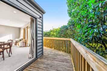 49 Ohariu Road, Johnsonville