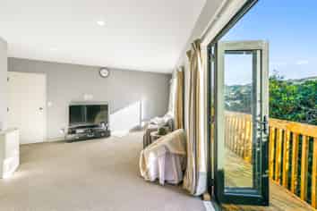 49 Ohariu Road, Johnsonville