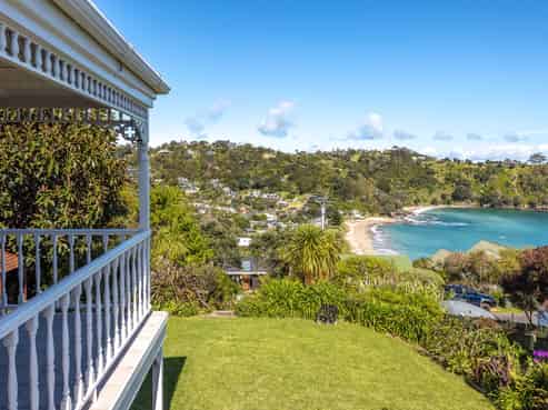 15 Matapana Road, Palm Beach